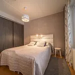 Tunturinlaita A4, Ski-in Ski-out 3xbedroom Vakantiehuis Levi