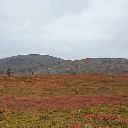 Tunturinlaita A4, Ski-in Ski-out 3xbedroom * Levi