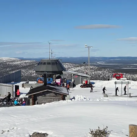 Tunturinlaita A4, Ski-in Ski-out 3xbedroom * 列维