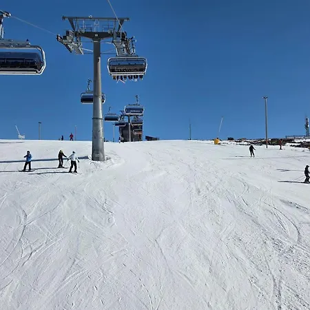 Tunturinlaita A4, Ski-in Ski-out 3xbedroom Loma-asunnot