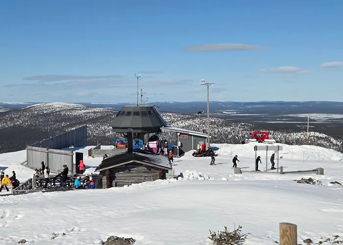 Tunturinlaita A4, Ski-in Ski-out 3xbedroom * Levi